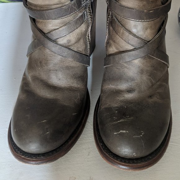 Freebird by Steven - BAKER Boots, Size 8 - Picture 4 of 7